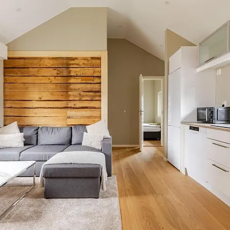 Relaxing Close To Nature And History Apartment
