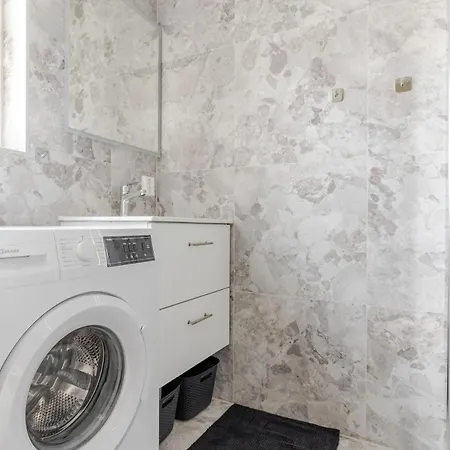 Апартаменты Relaxing Close To Nature And History *